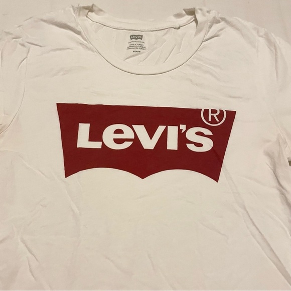 Levi's White T-Shirt Women’s Size Medium - Picture 9 of 16